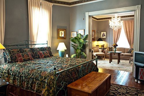 Arbor House Suites Bed And Breakfast 圣安东尼奥 外观 照片