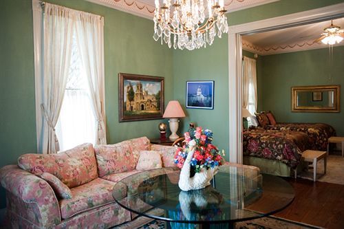 Arbor House Suites Bed And Breakfast 圣安东尼奥 外观 照片