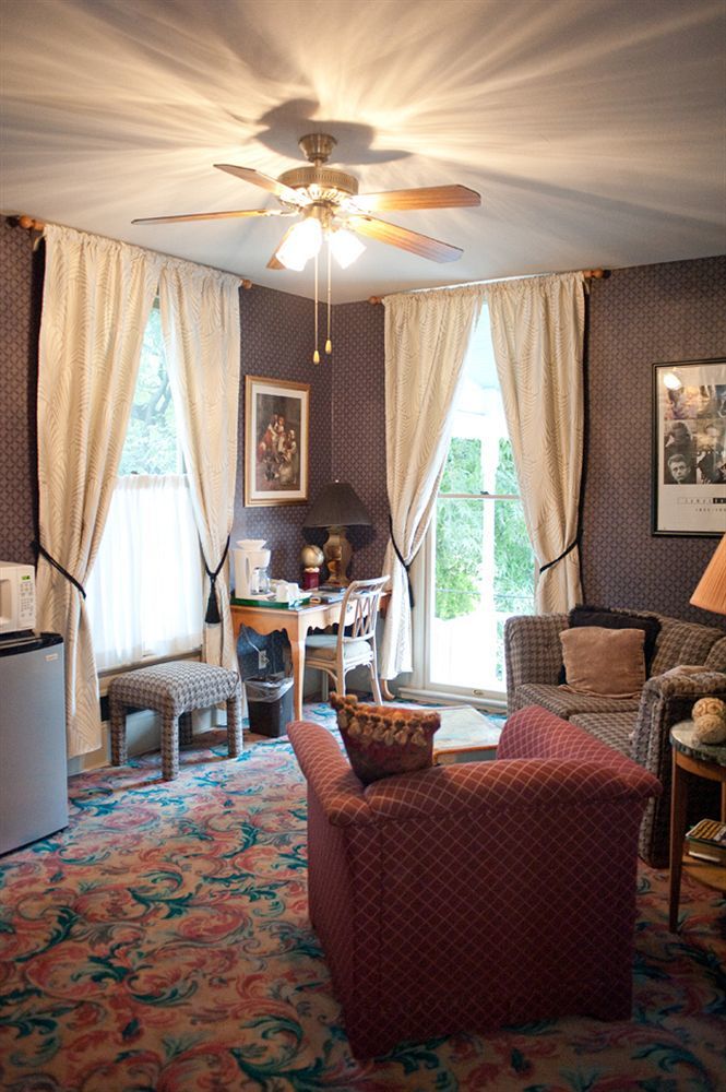 Arbor House Suites Bed And Breakfast 圣安东尼奥 外观 照片